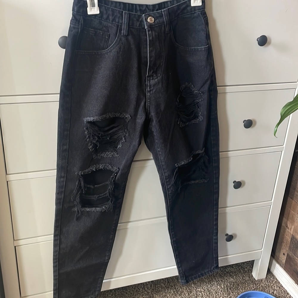 black distressed jeans